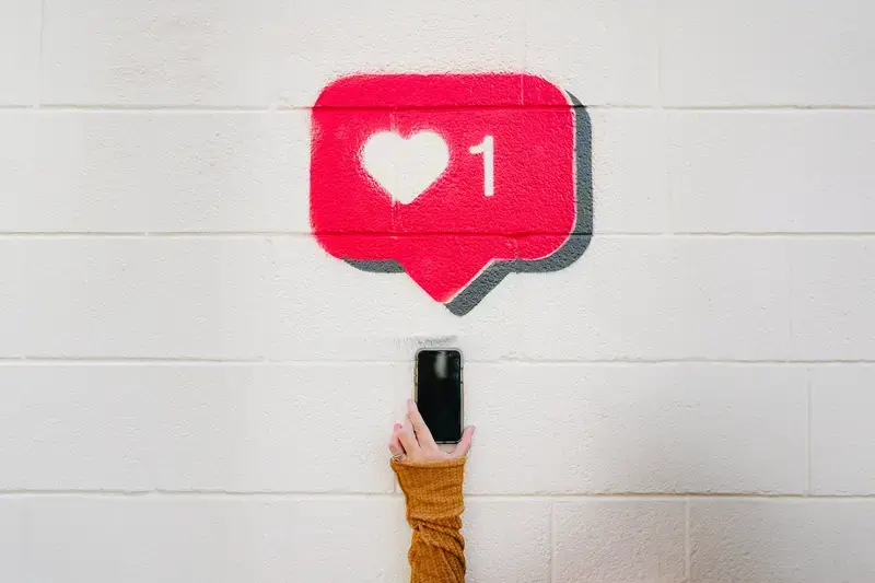 How Can You Build Viral Features That Drive Organic Growth?