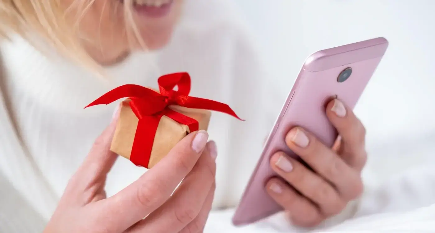 Why Do Reward Messages Work Better Than Reminder Messages?